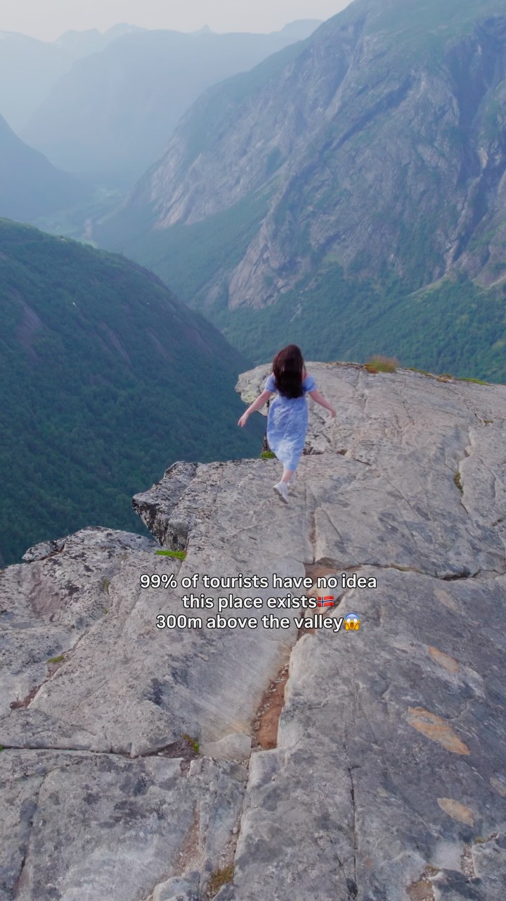 Norwegian Road Trip Gems: Stunning Views and Secret Pools