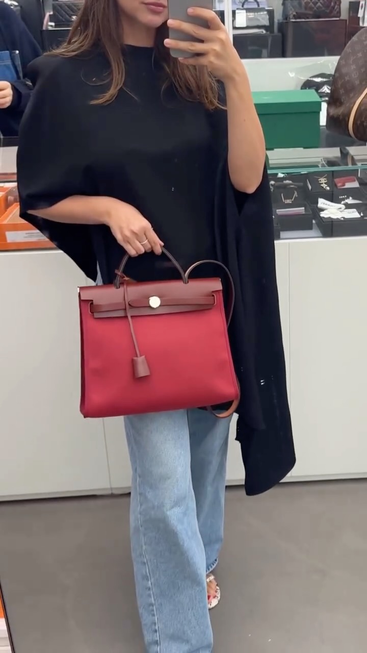 Seoul Resale Shops Offer Luxury Goods