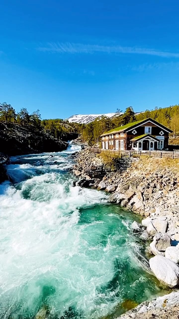 Western Norway's Stunning Landscapes and Waterfalls
