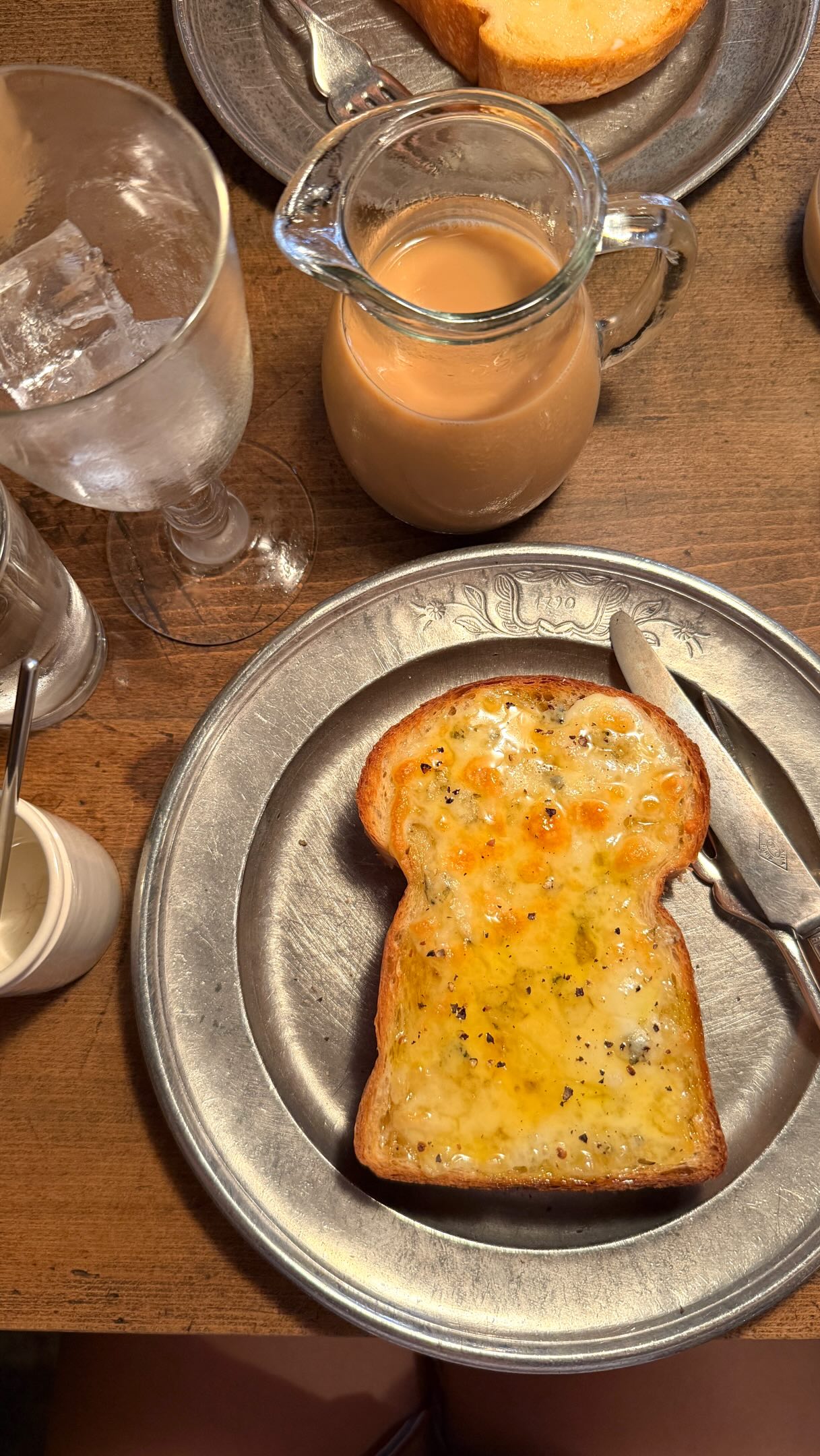 Kyoto's Enchanting Coffee Roaster and Antique Shop