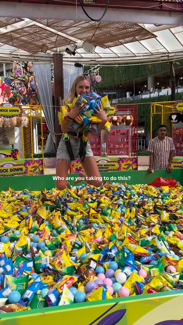 Bali Mall's Arcade Offers Suspended Snack Challenge
