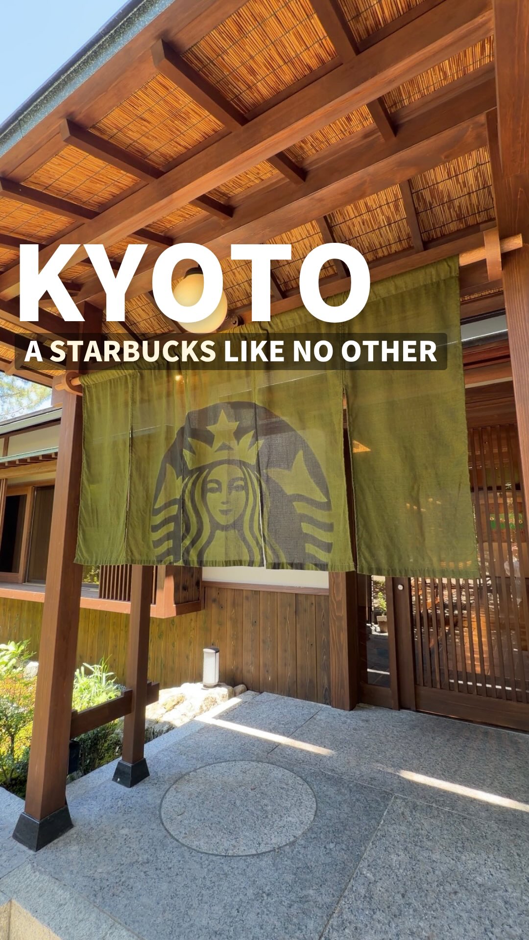 Starbucks Blends Tradition and Modernity in Maruyama Park