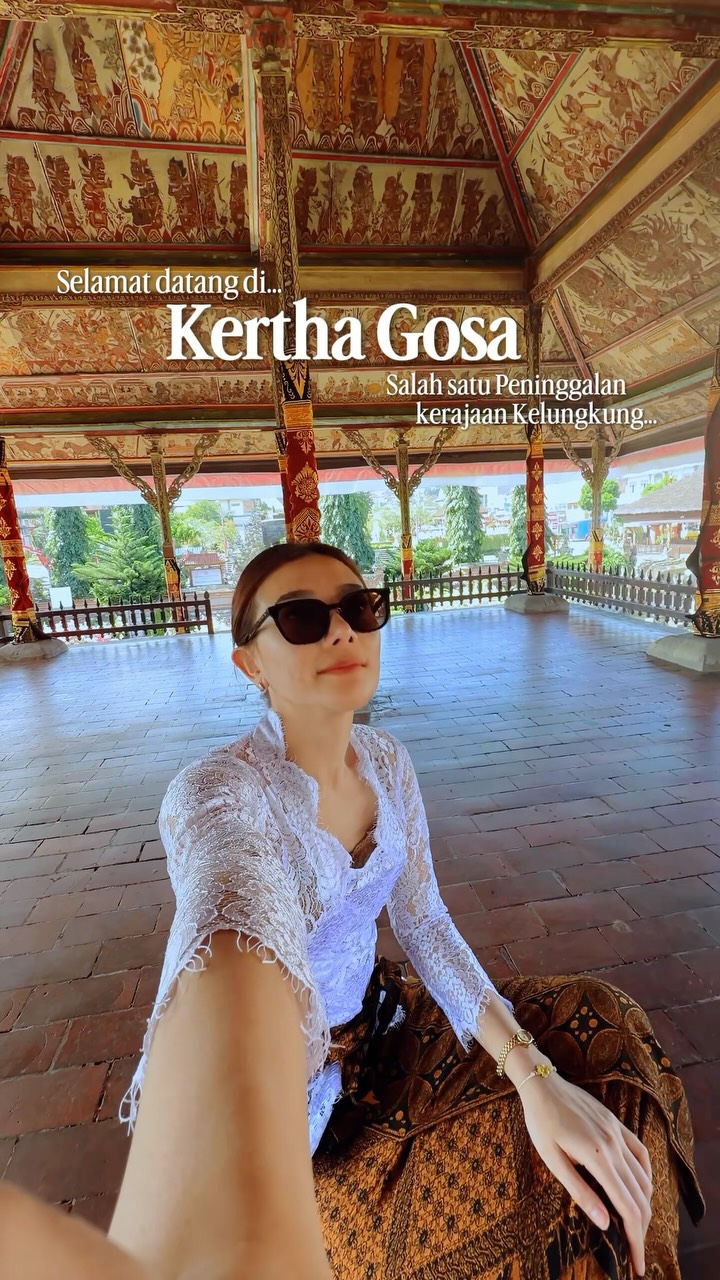 Kertha Gosa Pavilion's Karma Paintings