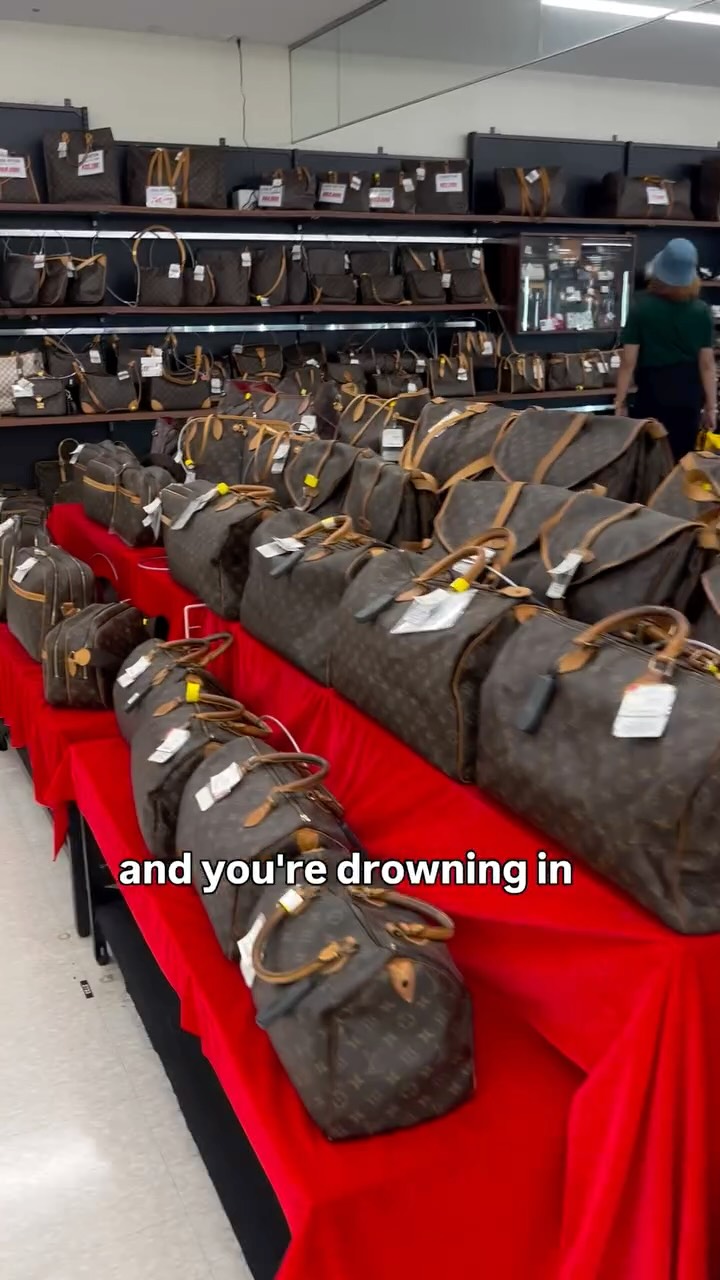 Japan's Largest Second-Hand Bookstore