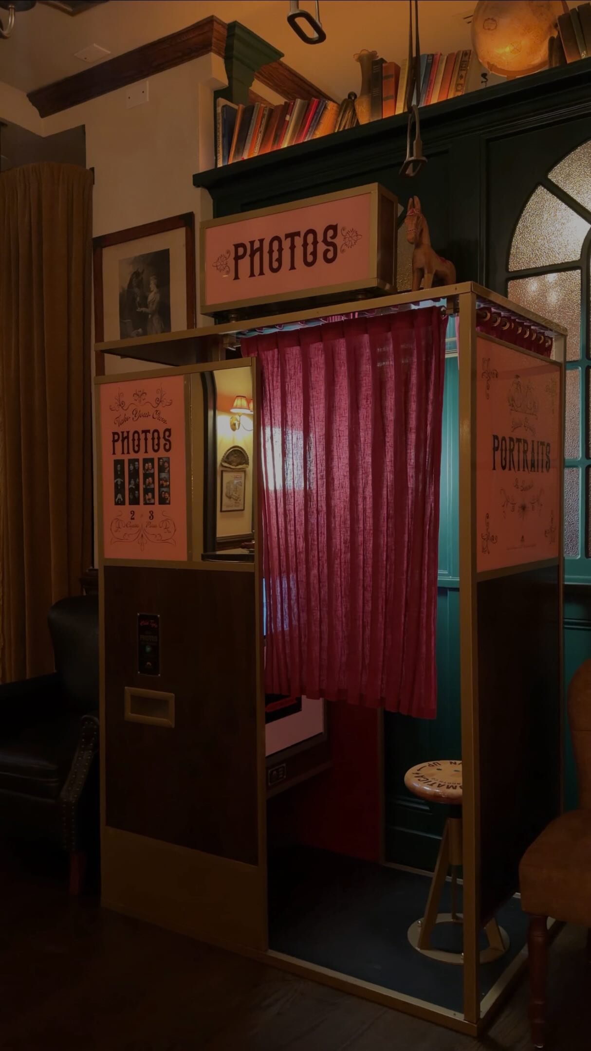 Victorian-Inspired Restaurant Honors Nellie Bly