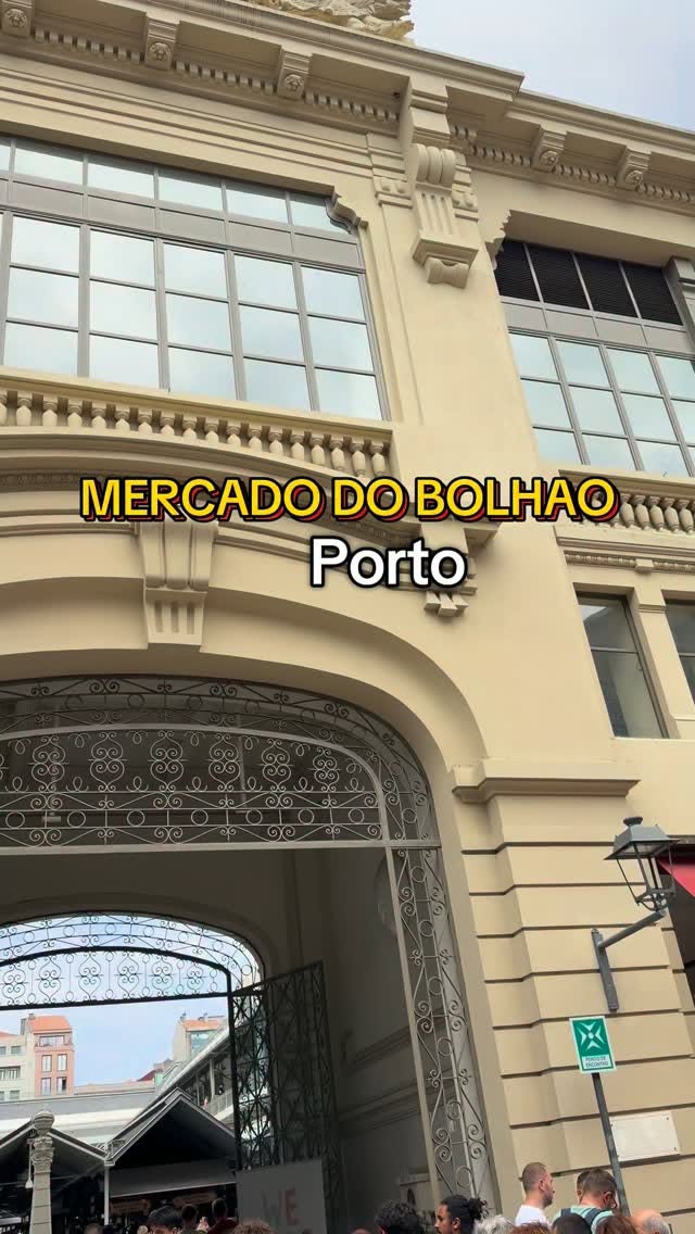 Mercado do Bolhão: Porto's Vibrant Market
