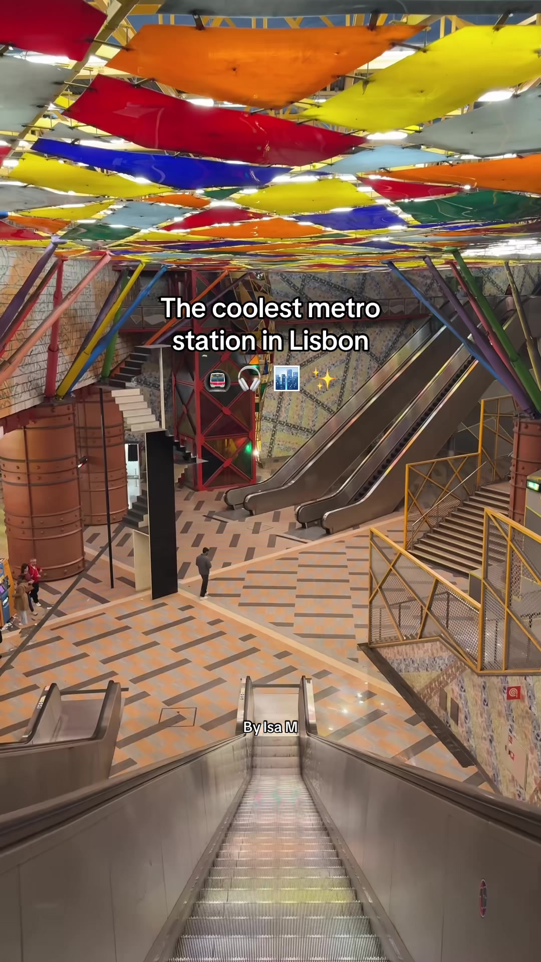 Olaias Metro Station's Vibrant Artistic Design