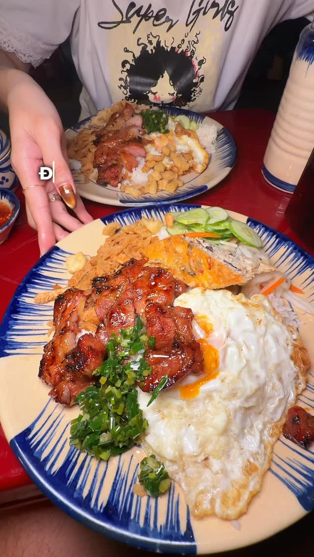 SaiGon Broken Rice Restaurant Highlights
