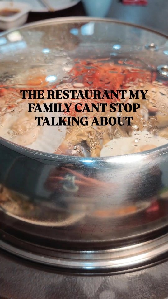 Singapore Seafood Restaurant Features Flavorful Porridge