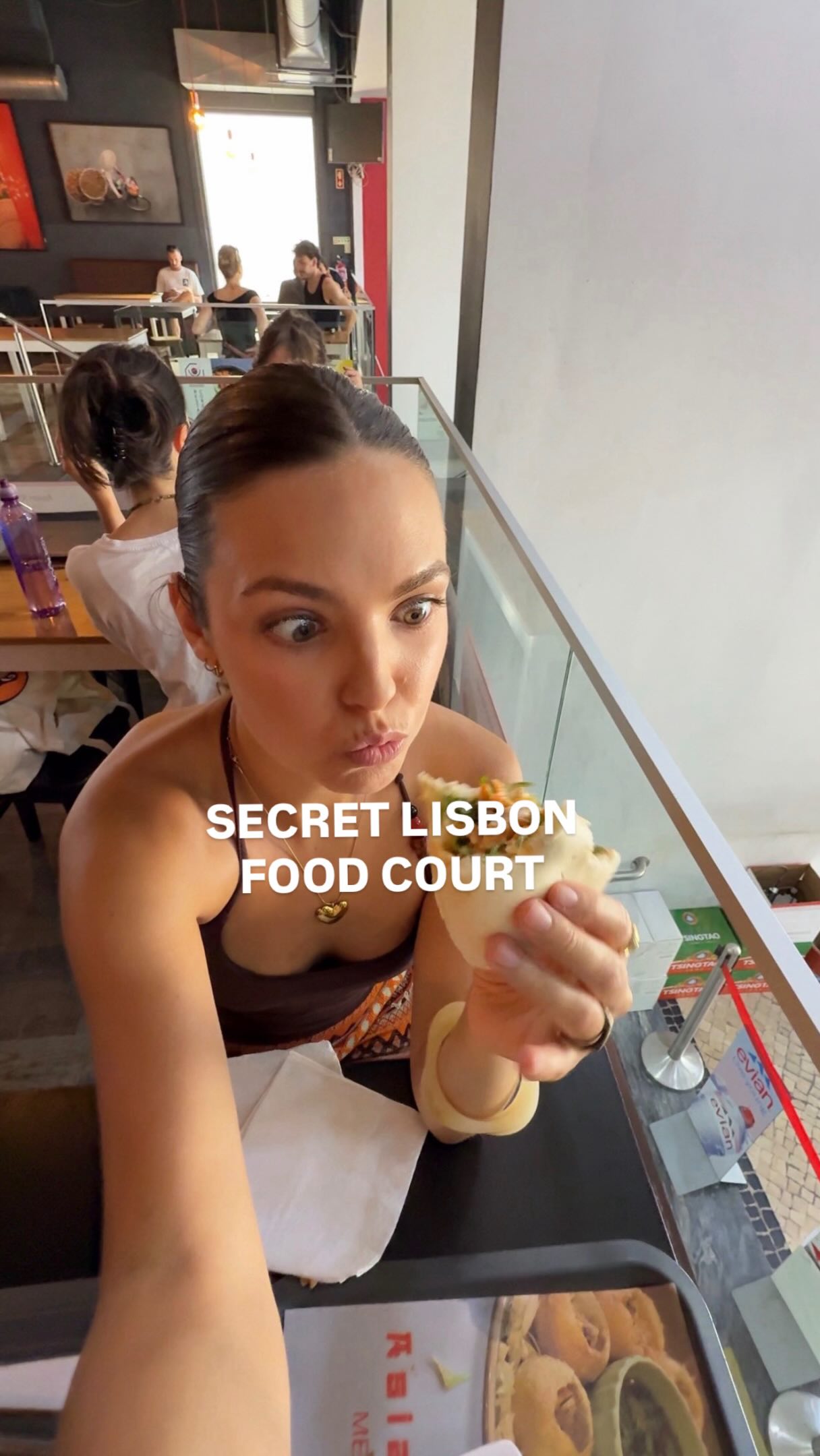 Lisbon's Asian Food Court Offers Diverse Cuisines