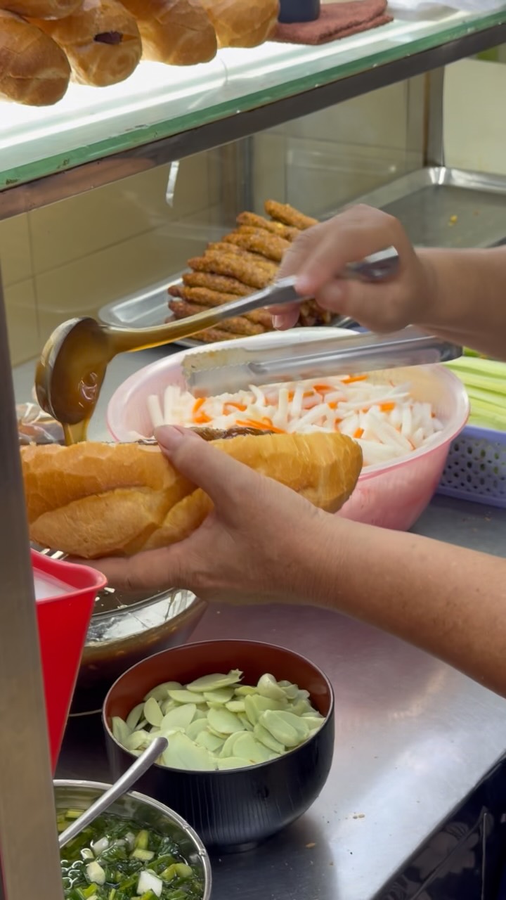 2 Restaurants in Hồ Chí Minh