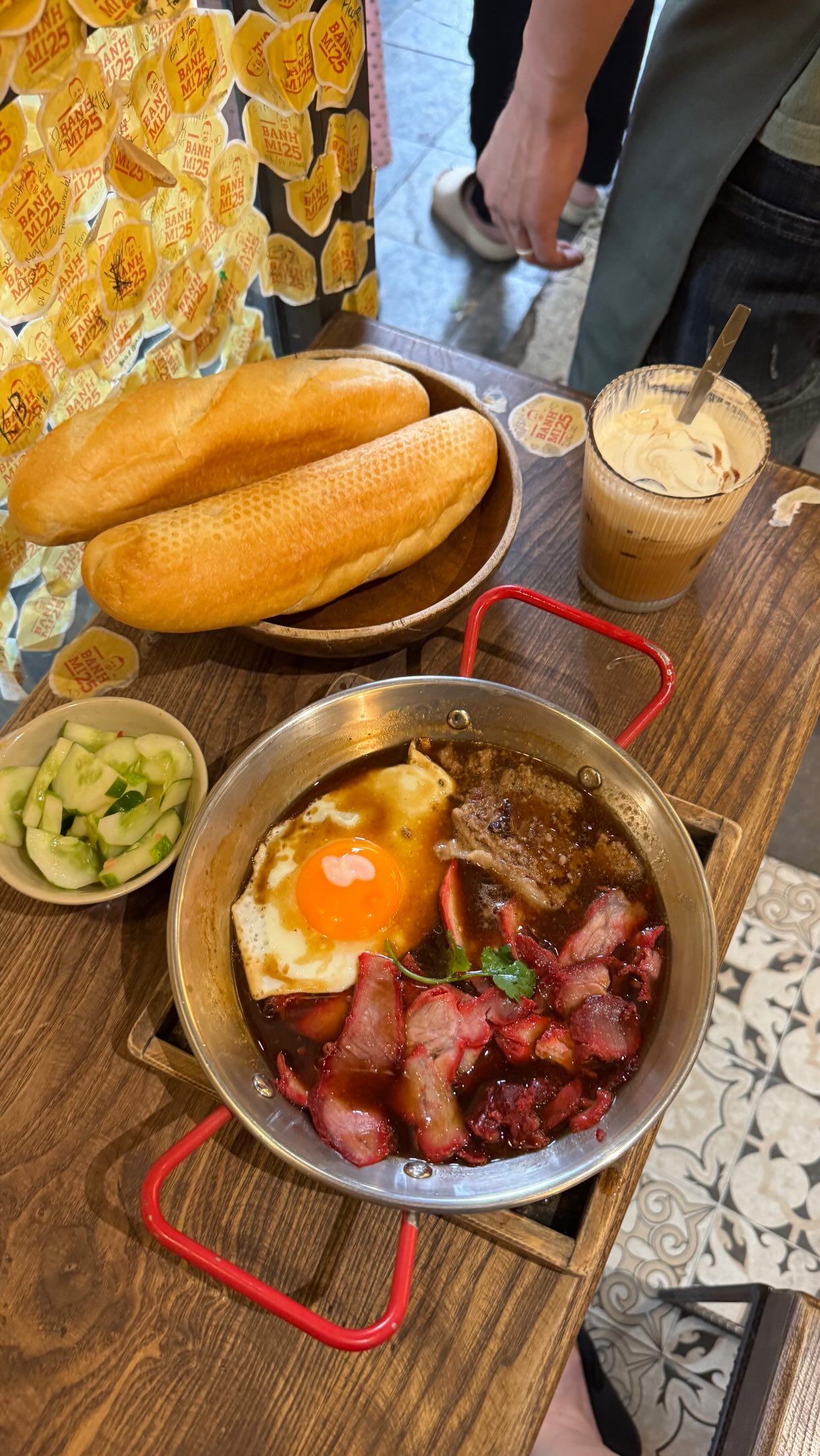 2 Restaurants in Vietnam
