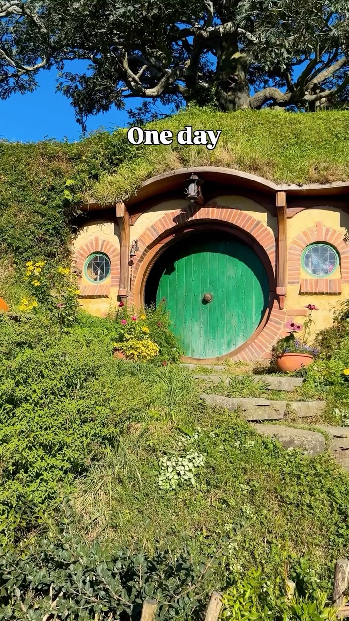 Explore Hobbiton Movie Set Tours and Hobbit Homes