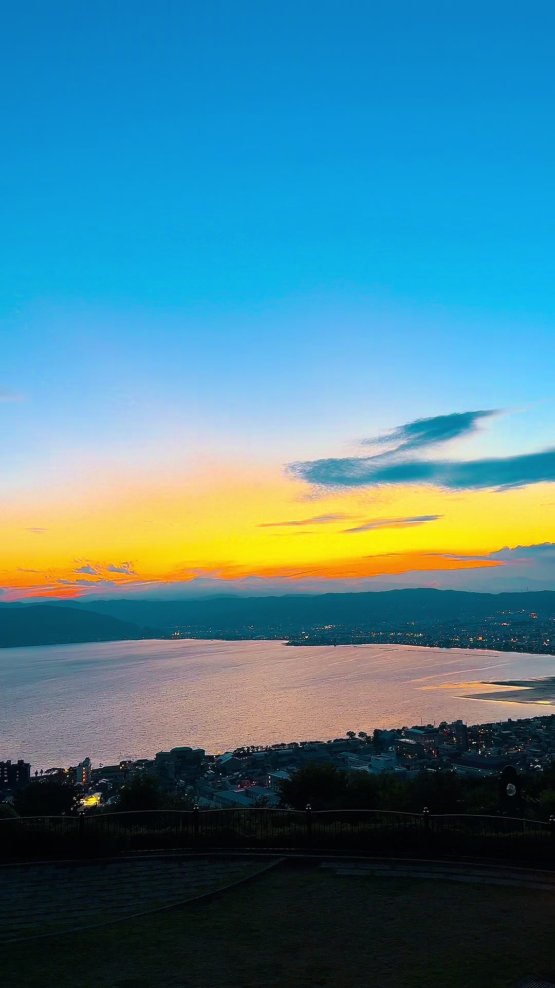 Japan's "Itomori Lake" Sunset Views