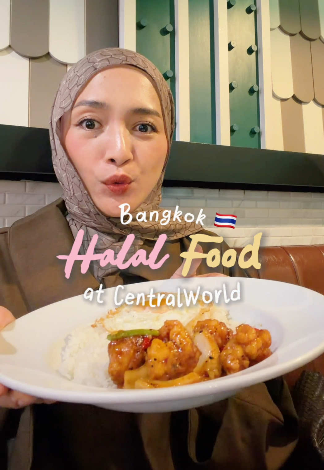 Halal Thai Food Gems in Bangkok's Central Malls