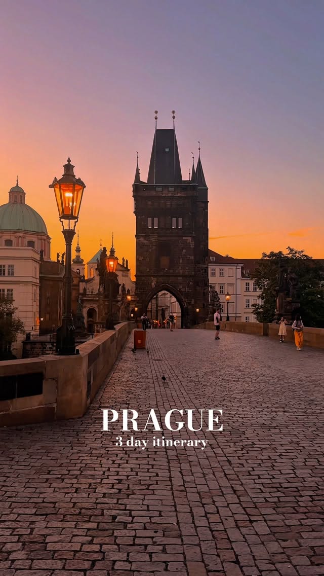 Prague's Autumn Charm: Three Days of Iconic Sights