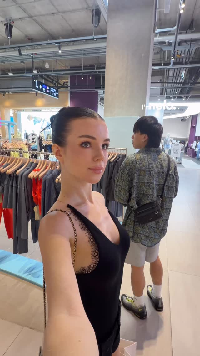 Fabrique Store: Bangkok's Chic Fashion Destination