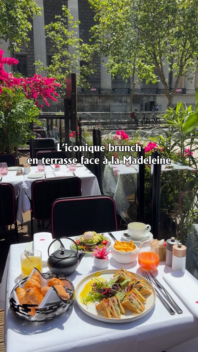 Gourmet Brunch With Madeleine Views