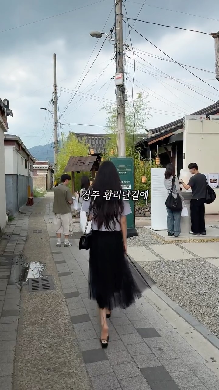 Shamanism Store in Gyeongju Offers Fortune Readings