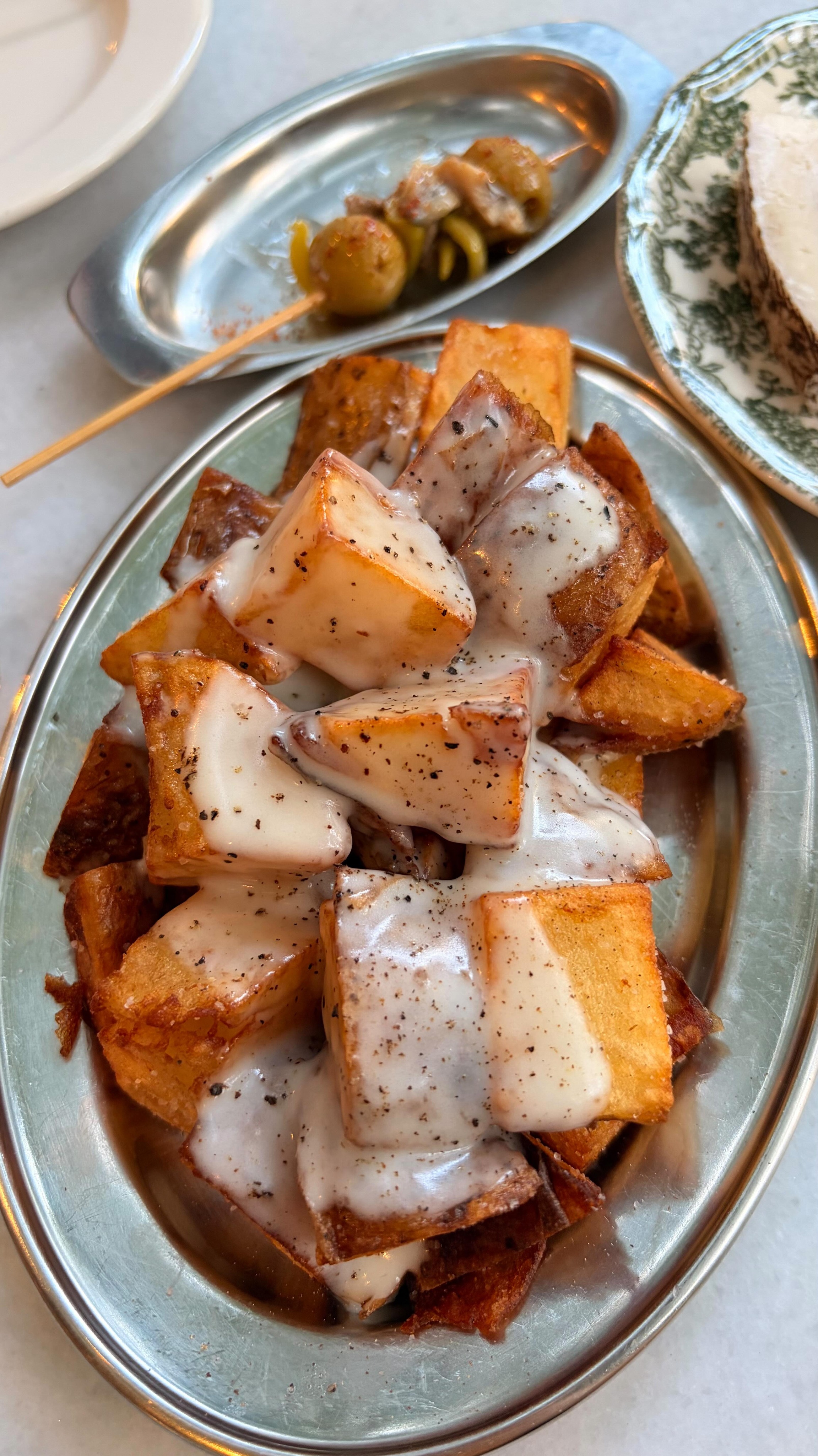 Athens Food Tour: Pastries, Gyros, Frozen Yogurt & Wine