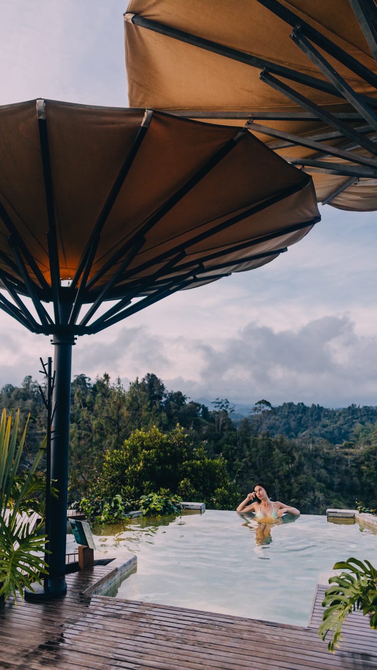 Colombian Landscapes, Towns, and Activities