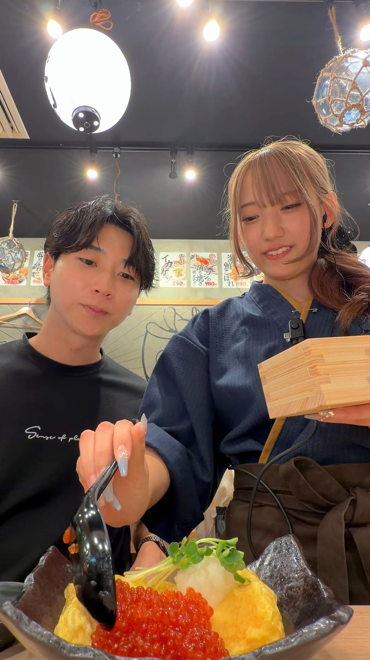 Osaka Seafood Restaurant Offers Affordable Drinks