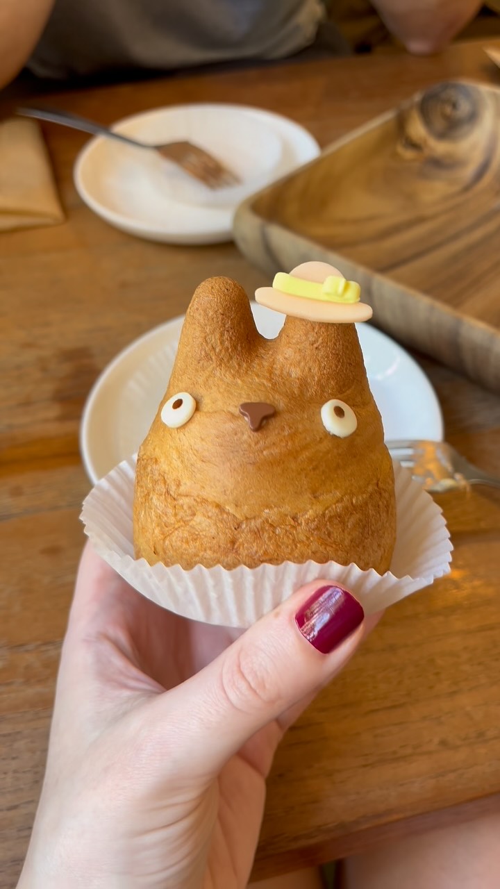 Totoro-Shaped Cream Puffs At Tokyo Pastry Shop