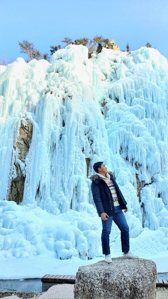 Cheongsong Eoreumgol Valley: A Winter Ice Attraction