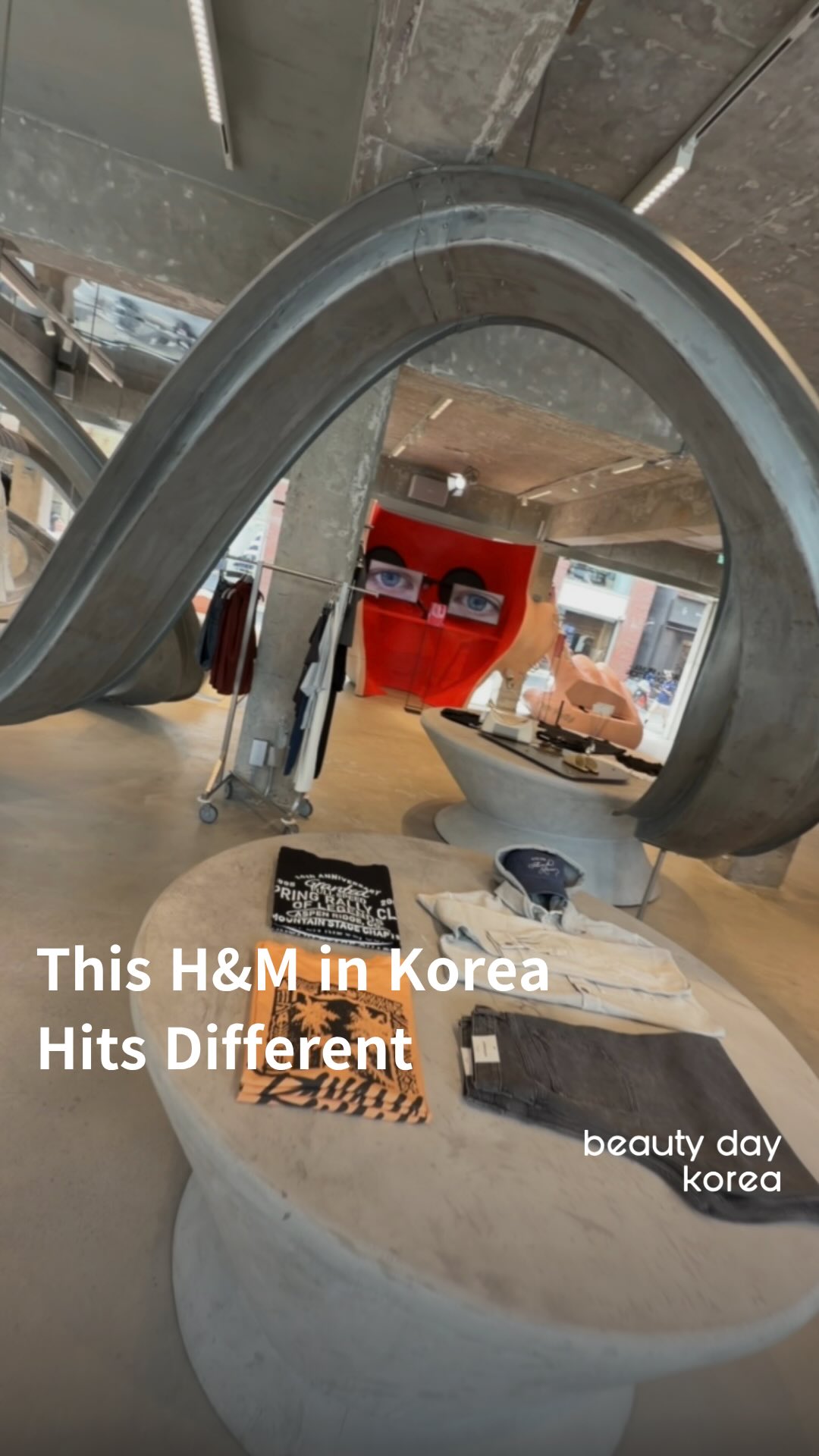 H&M Seongsu: A Creative Fashion and Art Hub