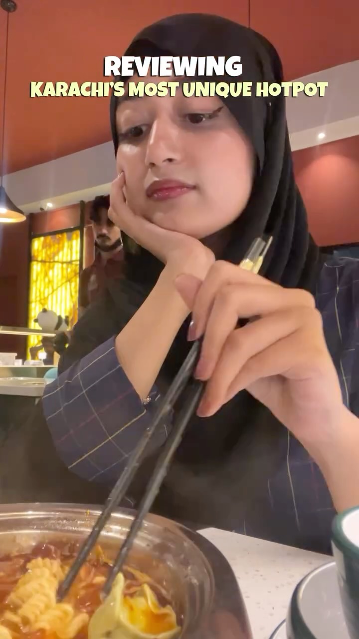 XiongMao Hotpot Features Conveyor Belt Dining