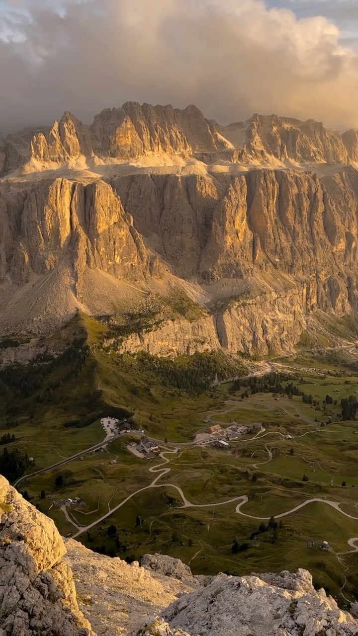 Dolomite Peaks Above Gardena Pass
