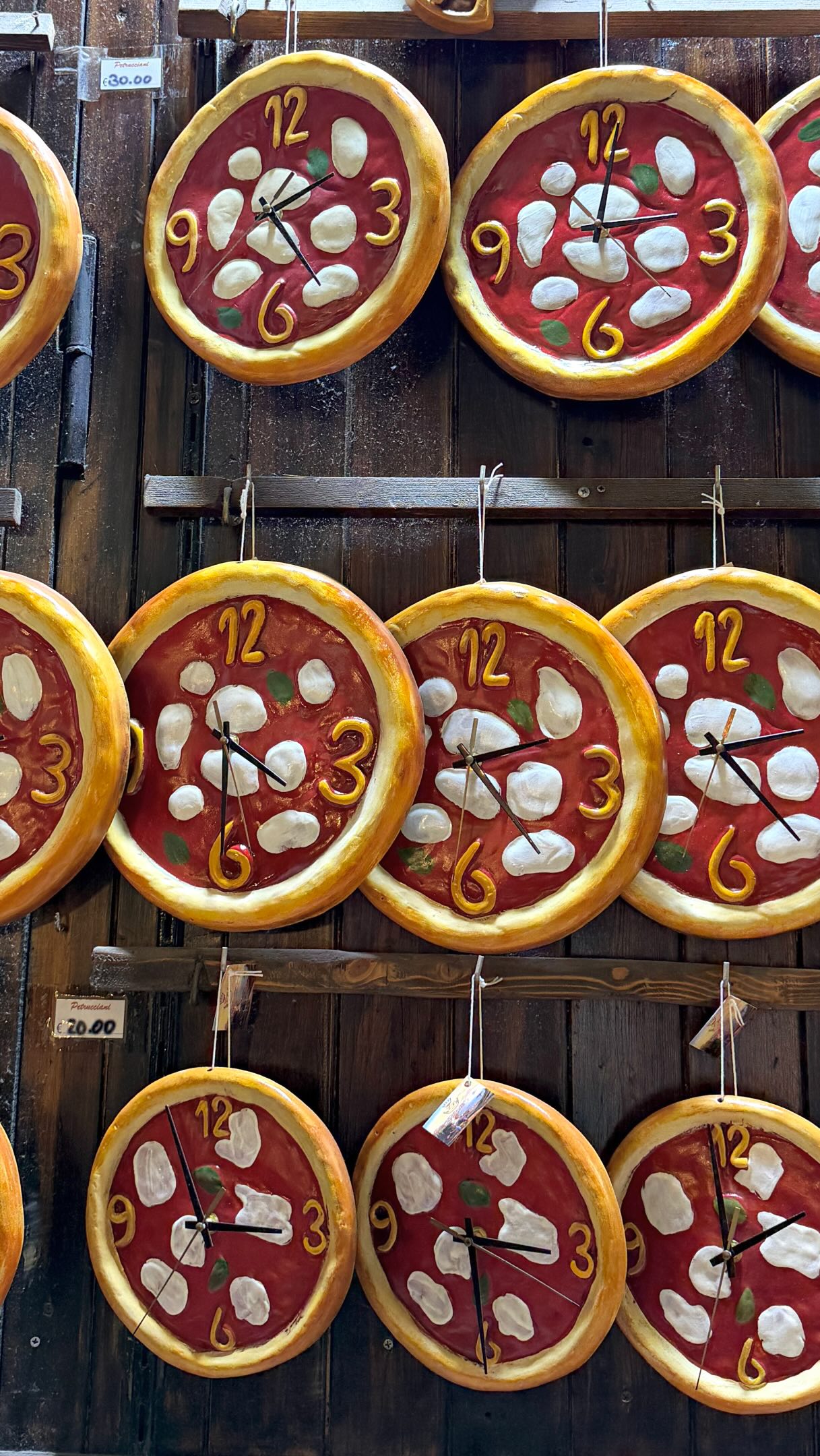Naples Pizzerias: Da Michele Versus Dal Presidente