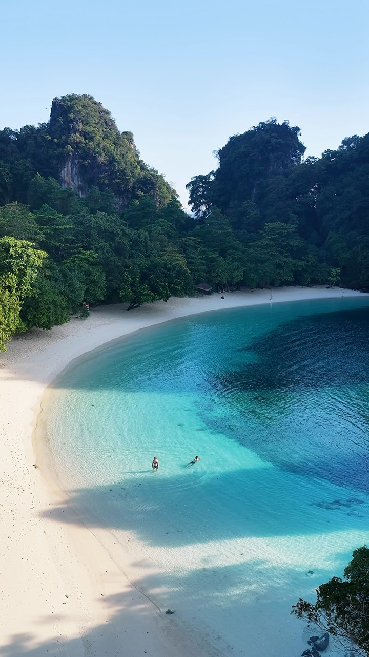 Ko Hong Island Exploration