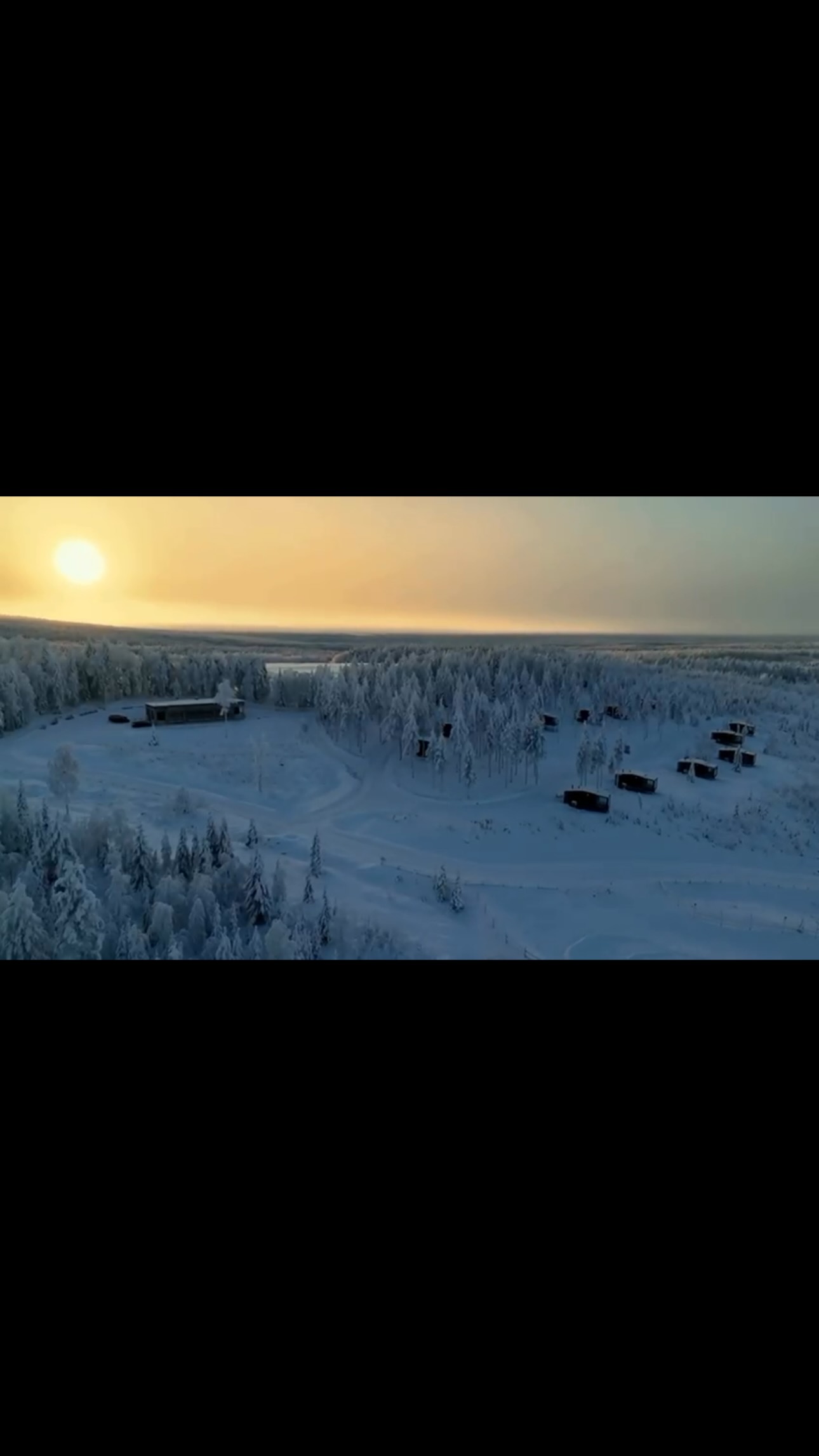 Finnish Arctic Getaway Under Northern Lights