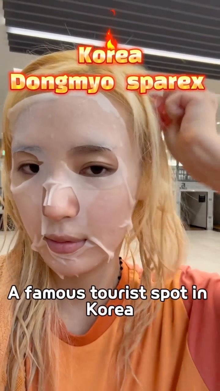 Relaxing Korean Bathhouse Experience