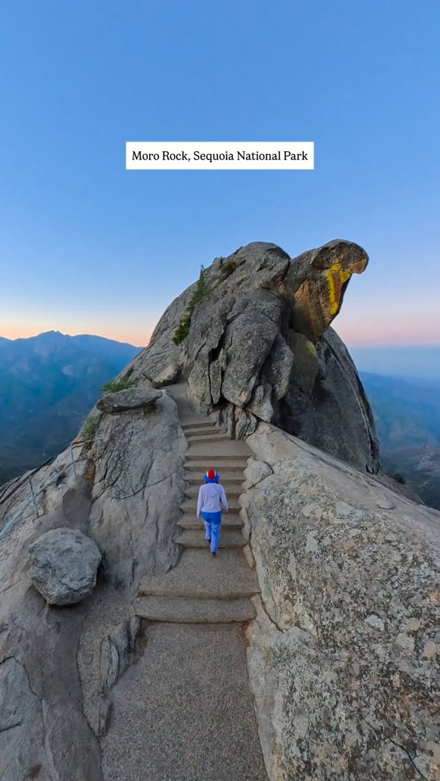 Moro Rock And Sequoia National Park Views