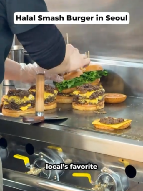 Sinchon Burger: Halal-Friendly Smash Burgers