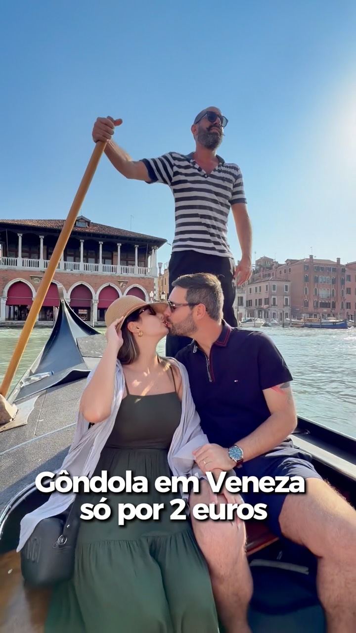 Venice Traghetto: Affordable Gondola Canal Crossings