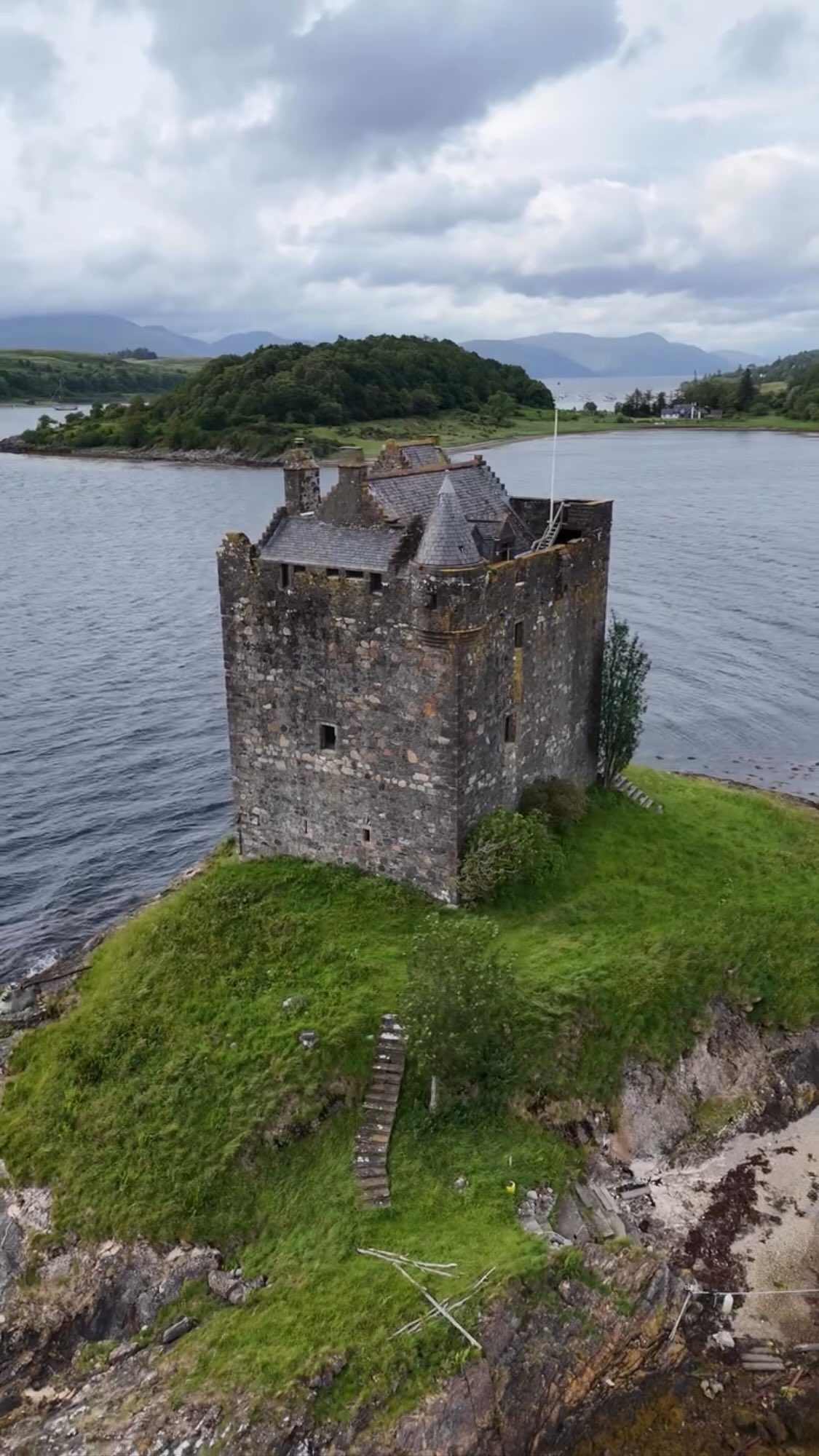 Scottish Castle and Loch Setting