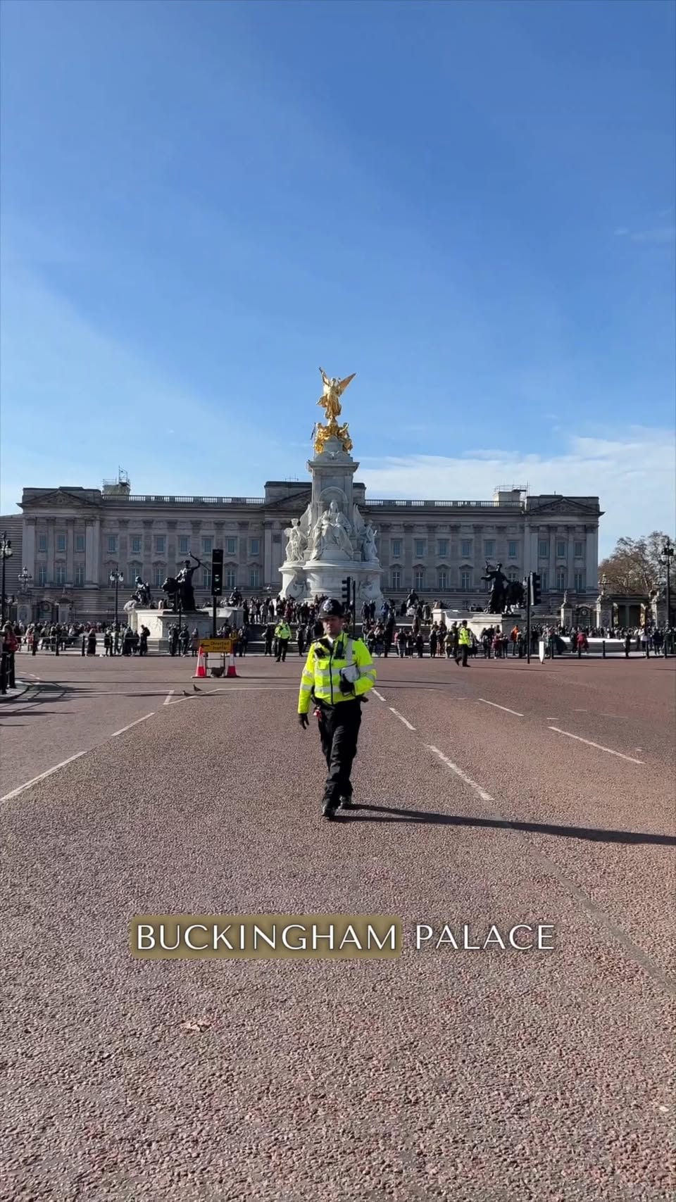 London Landmarks For Your Arrival Day