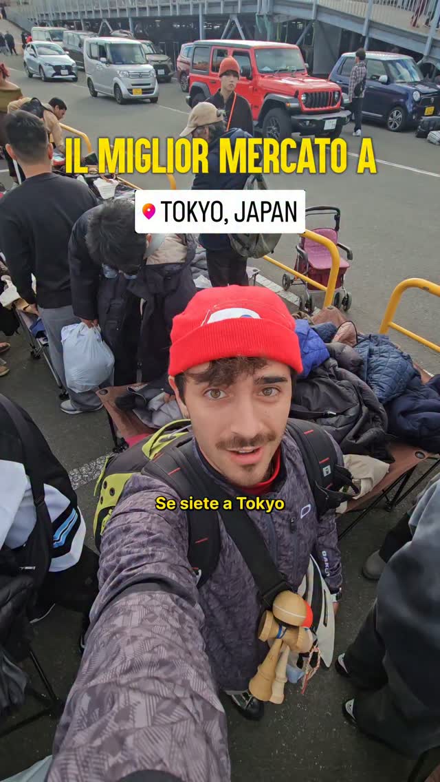Tokyo Flea Market At Ohi Racecourse