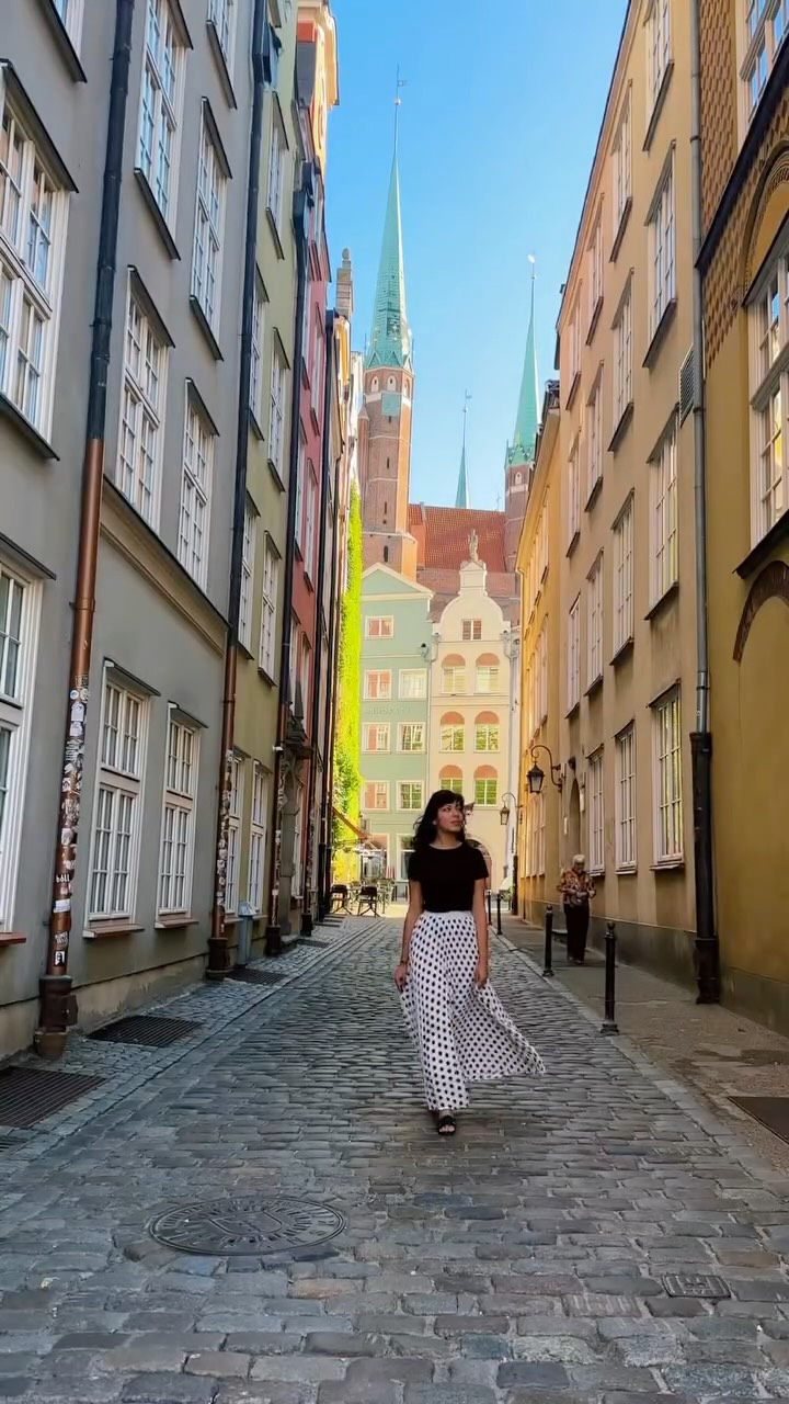 Gdansk Attractions: Markets, Museums, Streets, and Halls