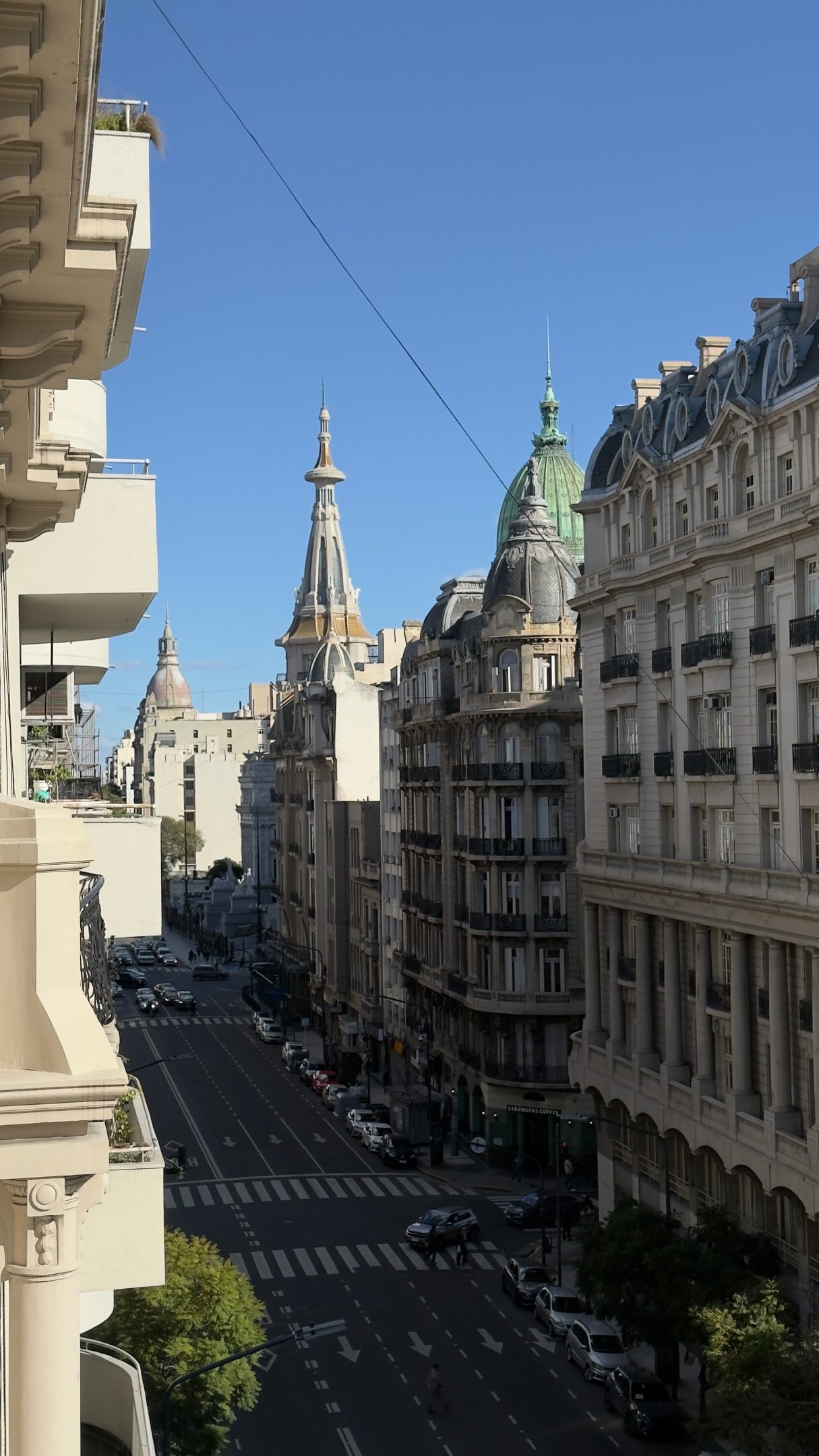 Discover Buenos Aires' Iconic Landmarks and Cafes