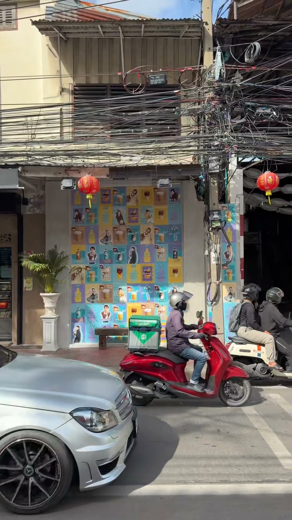 Song Wat Road And Chao Phraya River