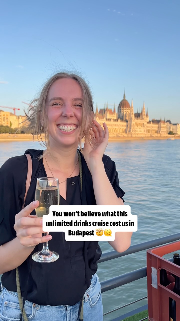 Budapest Danube Cruise Views of Landmarks