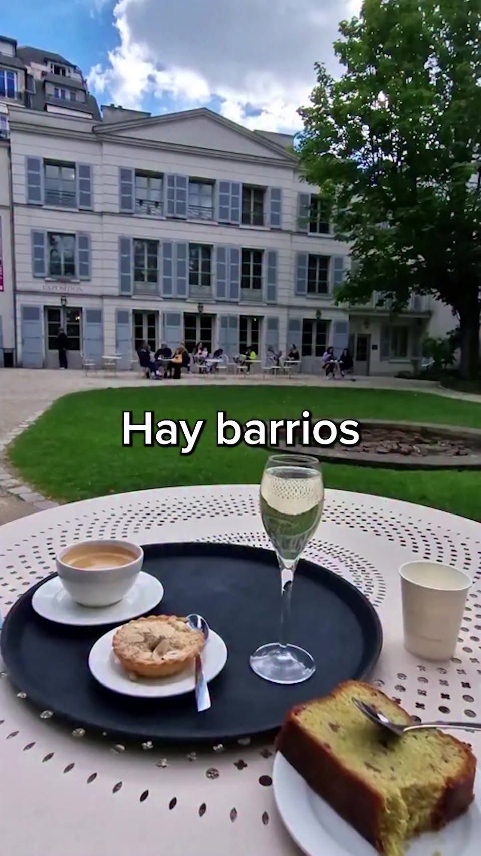 Paris Neighborhoods: Charm, Culture, and Local Life