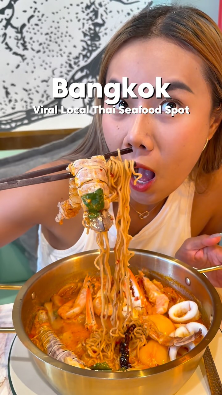KINKIN Sukhumvit 47 Seafood and Crab Fried Rice