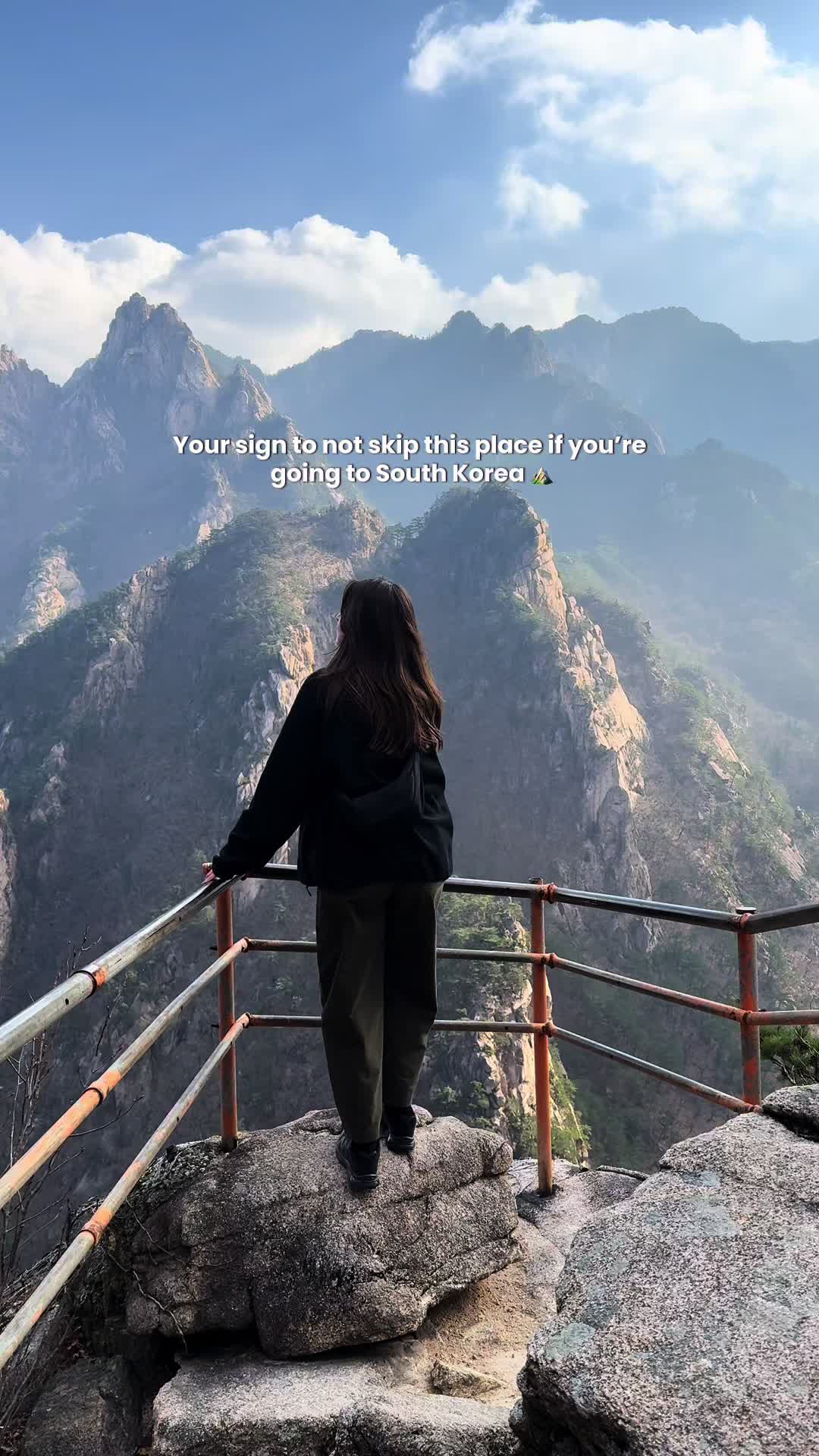 South Korea's Seoraksan National Park Offers Serene Escape
