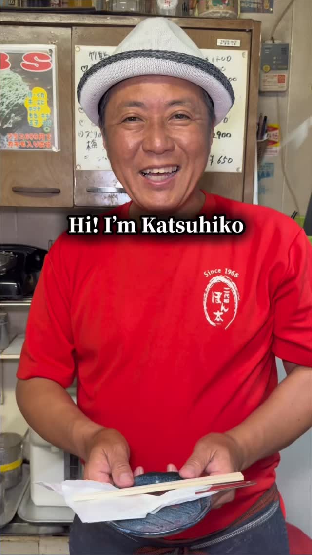Okonomiyaki Restaurant Owner Studies English For Guests