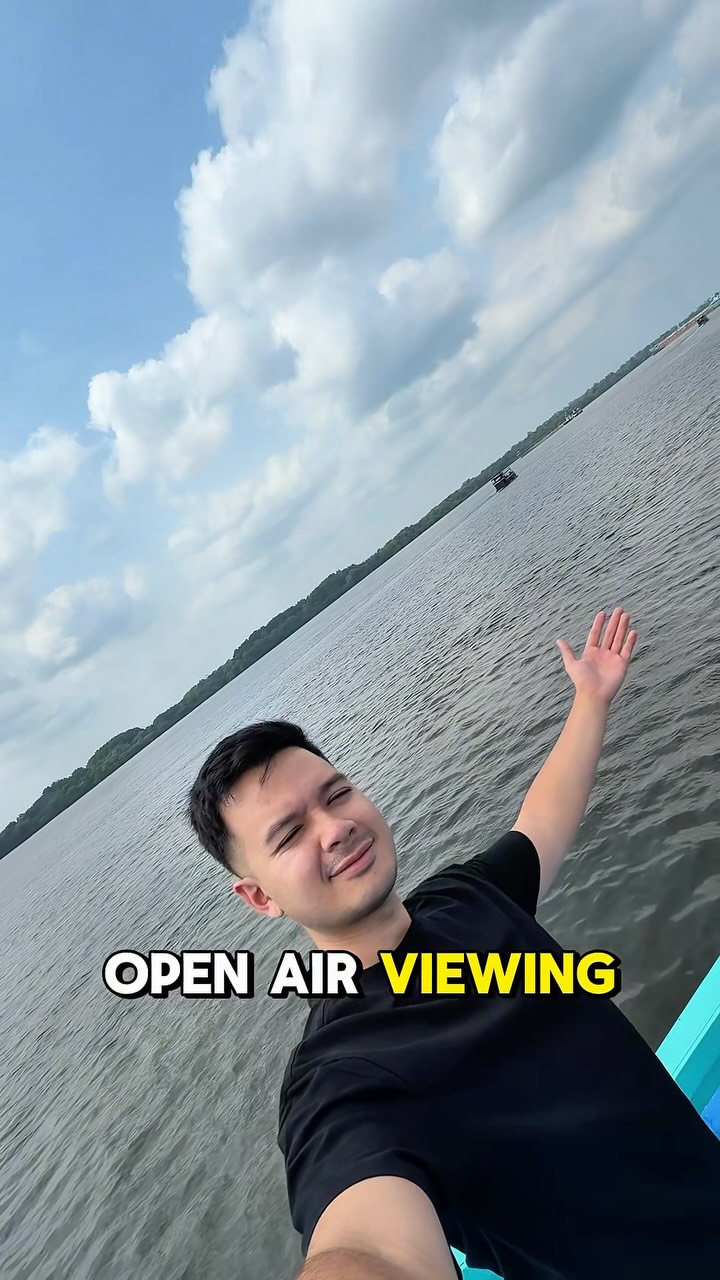 Borneo Rainforest Boat Hotel Experience